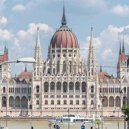 Bright Studio With Parliament View, Free Parking Apartman Budapest Kültér fotó