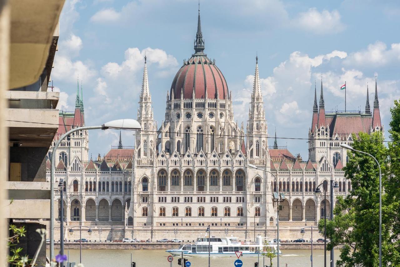 Bright Studio With Parliament View, Free Parking Apartman Budapest Kültér fotó