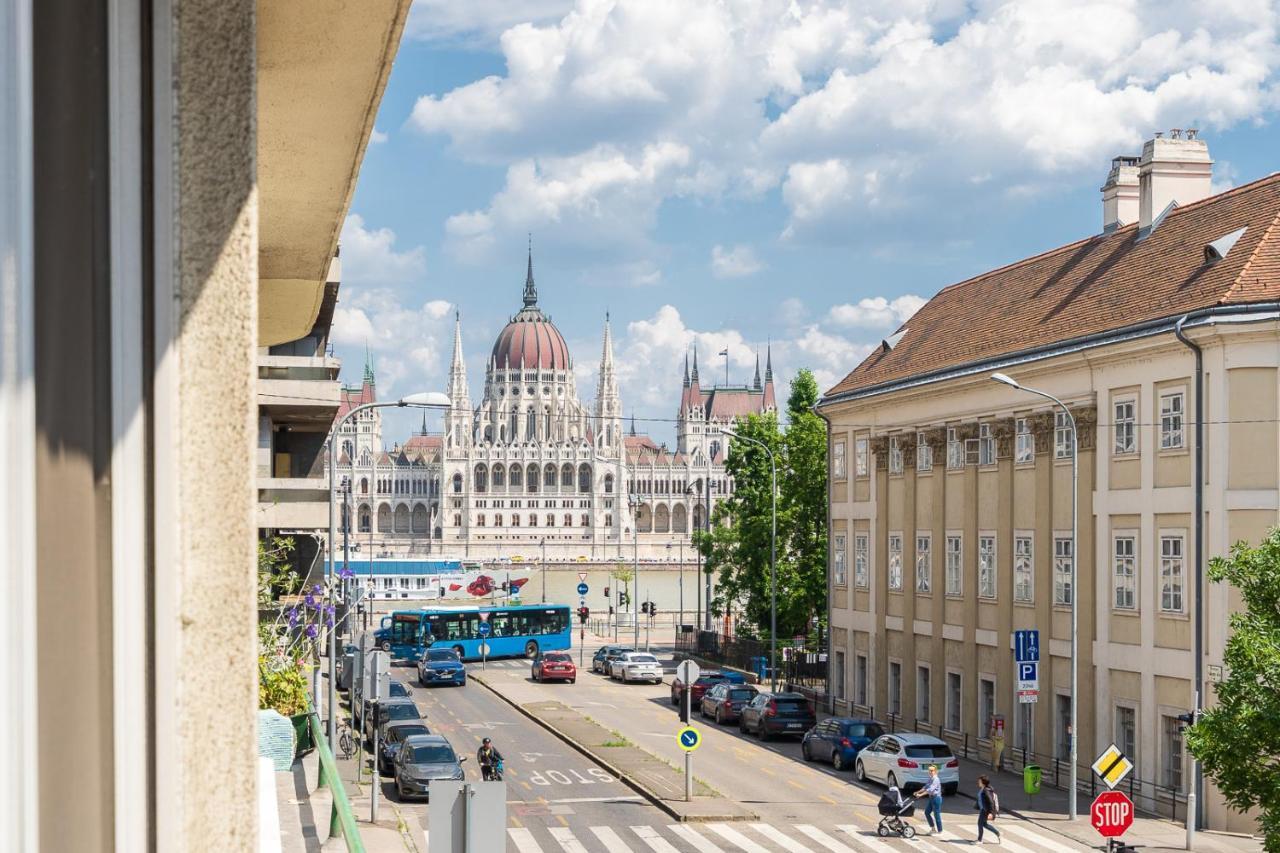 Bright Studio With Parliament View, Free Parking Budapest Kültér fotó